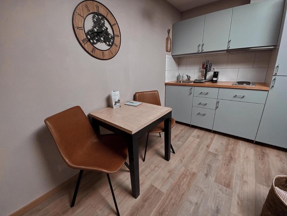 Villa Loods 123 Bed & Kitchen Landgraaf Exterior foto