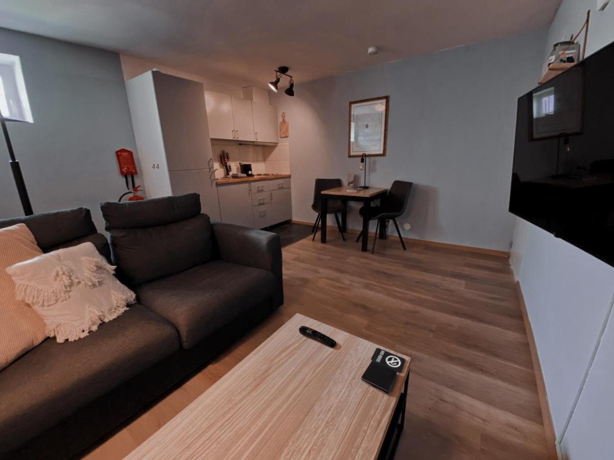 Villa Loods 123 Bed & Kitchen Landgraaf Exterior foto