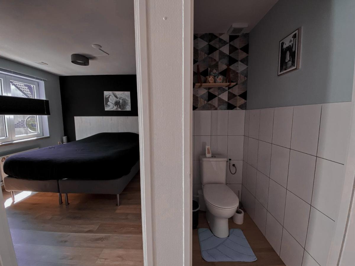 Villa Loods 123 Bed & Kitchen Landgraaf Exterior foto